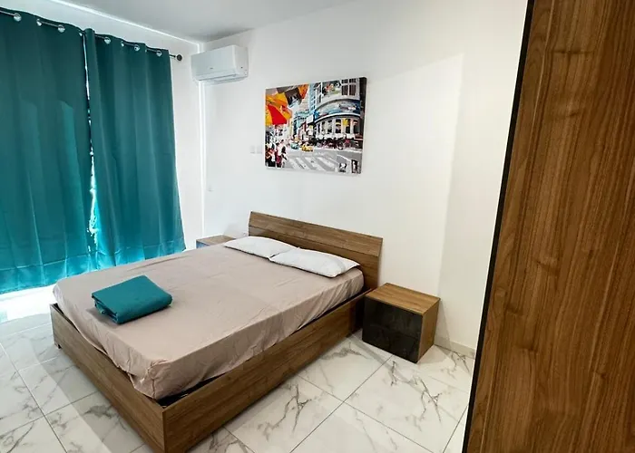 דירה High End In *